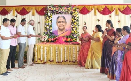 இந்திரா கணேசன் கல்விக் குழுமத்தின் நிறுவனர் திருமதி  இந்திரா அம்மையாரின் இரண்டாம் ஆண்டு நினைவு அஞ்சலி