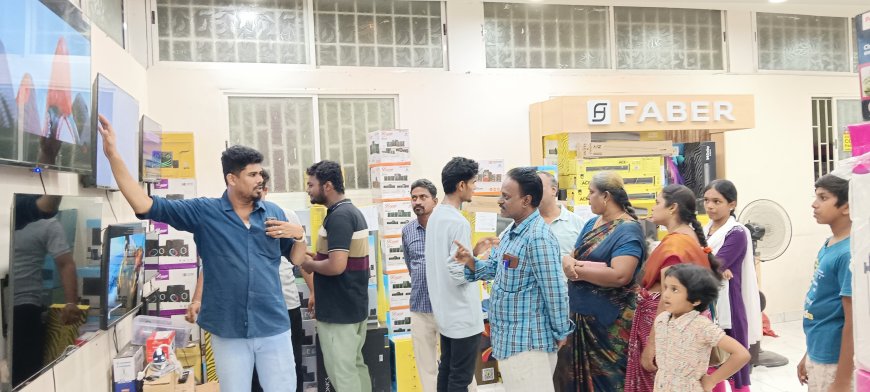திருச்சி பீமநகர் பிஸ்மி எலக்ட்ரானிக்ஸ் அண்ட் அப்ளையன்ஸ் நிறுவனத்தில் தீபாவளியை முன்னிட்டு சிறப்பு காம்போ ஆபர் அறிமுகம் : உரிமையாளர் நிஜாமுதீன் தகவல்