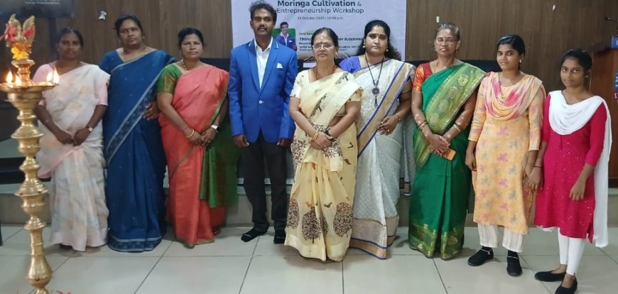 திருச்சி இந்திரா கணேசன் கல்விக் குழுமத்தில் “பச்சை பொன் முருங்கை விளைச்சல் மற்றும் தொழில் முனைவு” என்ற தலைப்பில் பயிற்சி பட்டறை