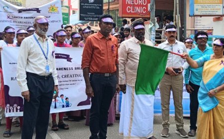 திருச்சி குளோபல் கனெக்ட் நிறுவனம் மற்றும் ஹர்ஷமித்ரா மருத்துவமனை இணைந்து நடத்திய புற்றுநோய் விழிப்புணர்வு பேரணி