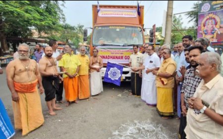 சபரிமலை செல்லும் பக்தர்களுக்கு நாராயன தோடு, எருமேலி போன்ற இடங்களில் அன்னதானம் :  திருச்சி மாவட்ட அகில பாரத ஐயப்ப சேவா சங்கம் சார்பில் 10 லட்சம் மதிப்பிலான பொருட்கள் அனுப்பி வைப்பு