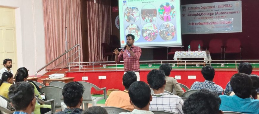 கல்லூரி மாணாக்கர்களுக்கான சமூகப்பணியில் கல்வி விழிப்புணர்வு செயல்பாட்டு கருத்தரங்கு