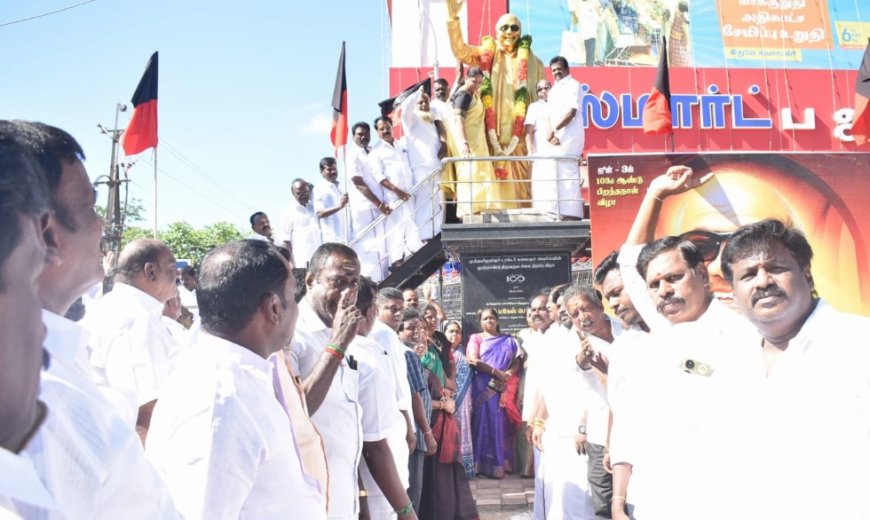 திருச்சி தெற்கு மாவட்டம் சார்பில் முன்னாள் முதல்வர் கருணாநிதி அவர்களின் 103-வது பிறந்தநாள் விழா : வட்ட செயலாளர்களுக்கு பொற்கிழி வழங்கப்பட்டது