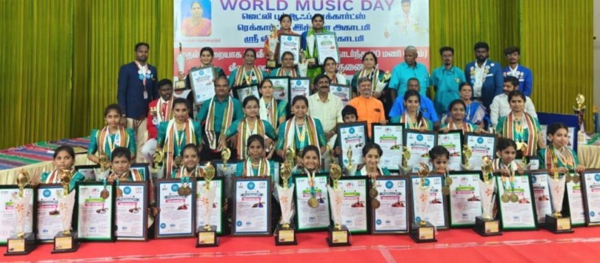 உலக இசை தினத்தில் மாபெரும் இரண்டு உலக சாதனைகள் : 24 இசைக் கலைஞர்கள் 10 மணி நேரம் வீணை வாசித்து வரலாற்று உலக சாதனைகள்