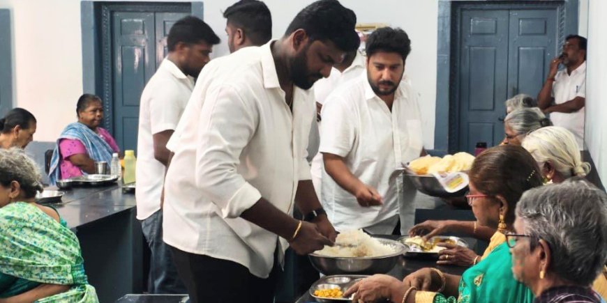 தமிழக முதல்வர் ஜோசப் விஜய் அவர்களின் பிறந்தநாளை முன்னிட்டு திருச்சி கிழக்கு மாவட்ட நிர்வாகி கௌதம் மற்றும் மாவட்ட வர்த்தக அணி இணை அமைப்பாளர் வஜீத் ஏற்பாட்டில் முதியோர் இல்லத்தில் மதிய உணவு வழங்கல்