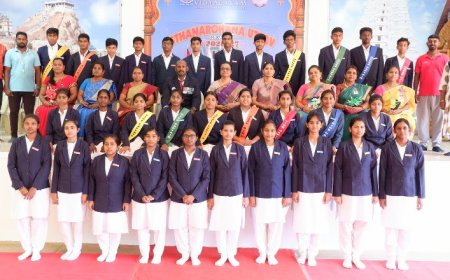 திருச்சி ரெட்டை வாய்க்கால் அமிர்த வித்யாலயா பள்ளியில் தேர்தல் மூலமாக  தேர்ந்தெடுக்கப்பட்ட மாணவர் மன்ற மாணவர்களுக்கு பதவிப்பிரமாணம்