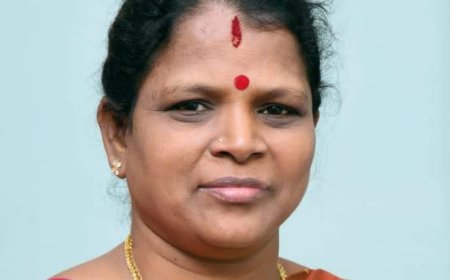 அதிமுகவின் அடிப்படை உறுப்பினர் மற்றும் அனைத்து பொறுப்புகளில் இருந்தும் முன்னாள் அமைச்சர் எஸ் வளர்மதி விலகல்