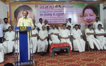 திருச்சி ஒருங்கிணைந்த மாவட்ட அண்ணா தொழிற்சங்க பேரவையின் ஆலோசனைக் கூட்டம் : மாவட்ட செயலாளர்கள் பங்கேற்பு
