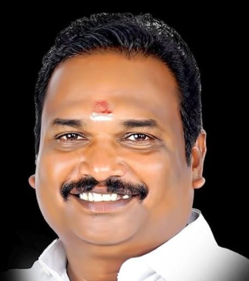 திருச்சி மாநகர அதிமுக கருமண்டபம் பகுதி செயலாளர் சுரேந்தர் தவெகவில் இணைந்தார்