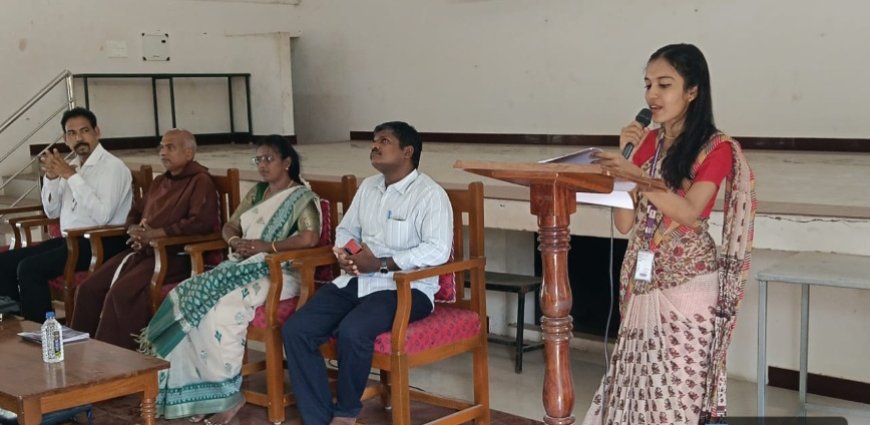 குழந்தைகளின் உரிமைகள் குறித்து பள்ளி மாணவர்களுக்கு விழிப்புணர்வு நிகழ்ச்சி