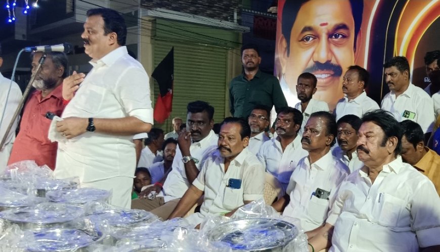 திருச்சி கிழக்குத் தொகுதி இடைத்தேர்தலில் மக்களுக்கு யார் நன்மை செய்வார்கள் என்பதை உணர்ந்து வாக்களிக்க வேண்டும் : மாநகர் மாவட்ட அதிமுக செயலாளர் கார்த்திகேயன் பேச்சு