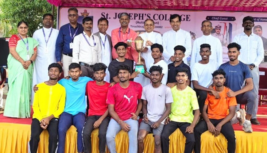 திருச்சி செயின்ட் ஜோசப் கல்லூரியின் 183 வது விளையாட்டு விழா : பொருளியல்துறை சாம்பியன்ஷிப் கோப்பையைக் கைப்பற்றியது