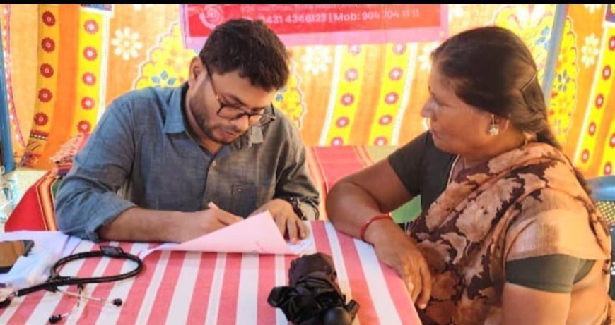 திருச்சி பிஷப் ஹீபர் கல்லூரி சமூகப் பணித்துறை மாணவர்கள் சார்பாக கிராமிய முகாம்