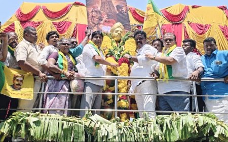சுதந்திர போராட்ட தியாகி கப்பலோட்டிய தமிழன் ஐயா வ.உ.சிதம்பரம் பிள்ளை அவர்களின் 155‌வது பிறந்தநாள் : அகில இந்திய வ.உ.சி.பேரவையின் மாநில தலைவர் லேணா லெட்சுமணன் பிள்ளை தலைமையில் மாலை அணிவித்து மரியாதை