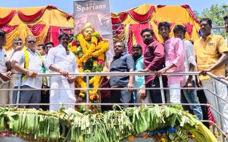 சுதந்திரப் போராட்ட தியாகி கப்பலோட்டிய தமிழன் வ.உ.சியின் பிறந்தநாள் விழா : தமிழ்நாடு முத்தரையர் முன்னேற்ற சங்கம் சார்பில் மாலை அணிவித்து மரியாதை