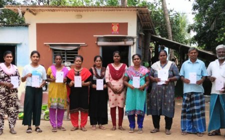 தமிழகத்தில் முதன்முறையாக மறுவாழ்வு முகாம் தொழிலாளர்களுக்கு நலவாரிய அட்டைகள் வழங்கி CFTUI அசத்தல்
