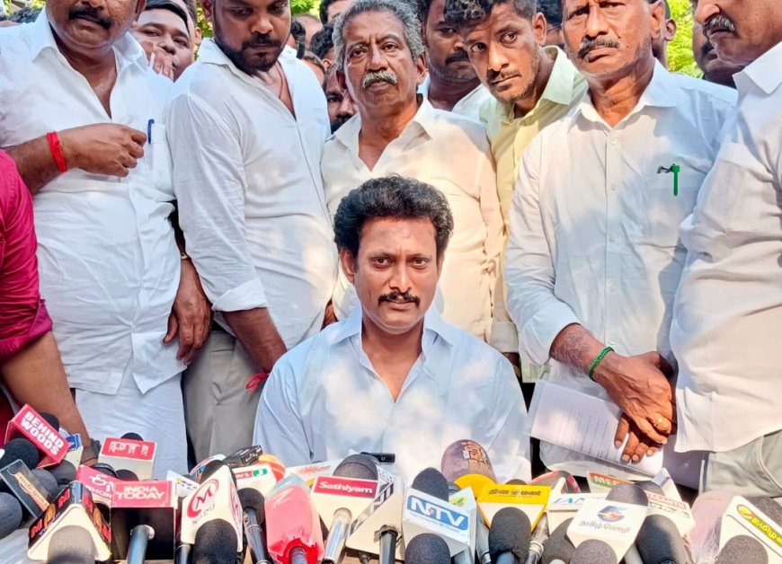 அரசியல் ரீதியாக எதிர்க்க துணிவில்லாமல் த.வெ.க அரசு இதுபோன்ற நடவடிக்கைகளில் ஈடுபடுகிறது : சோதனை குறித்து அன்பில் மகேஷ் பொய்யாமொழி பேட்டி